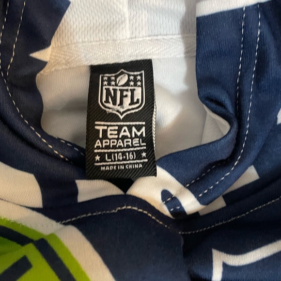 Seattle Seahawks Youth Hoodie - Picture 7 of 10